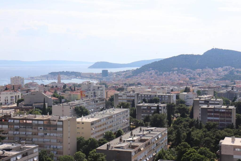 New! Top Apartment, Split View From Above 외부 사진